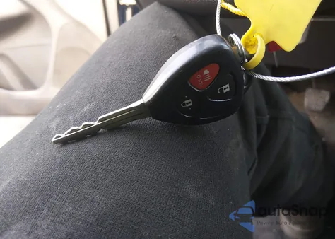 2009 Toyota Yaris из США, поврежденный, VIN JTDBT903294059331